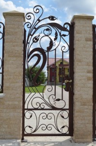 Metcry - Porti si garduri fier forjat de calitate1